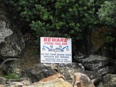 Hot Water Beach Warning